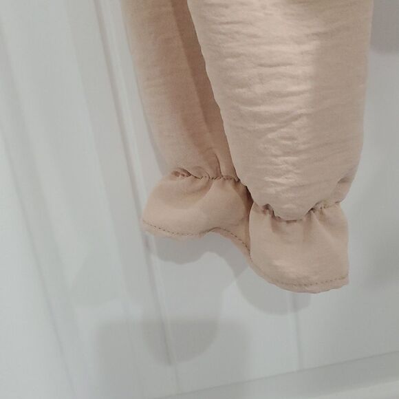 Blashe Tan Womans Ruffle Smocked Puff Sleeve Crop Top Size Large - Picture 4 of 5